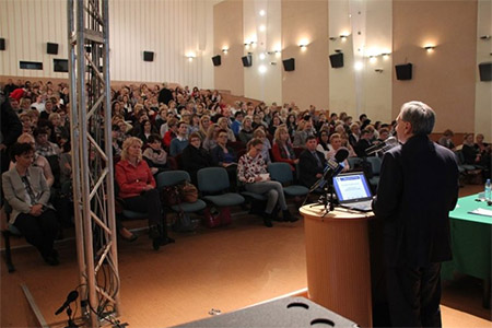 Rola nauczyciela i&nbsp;doradcy zawodowego w&nbsp;rozwoju zawodowym dzieci – konferencja z&nbsp;udziałem wiceministra edukacji