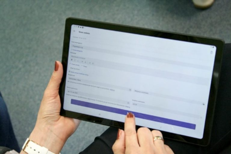 Sprzęt zakupiony przez Publiczną Bibliotekę Pedagogiczna RODN „WOM” w Częstochowie w ramach przyznanego przez ORE grantu