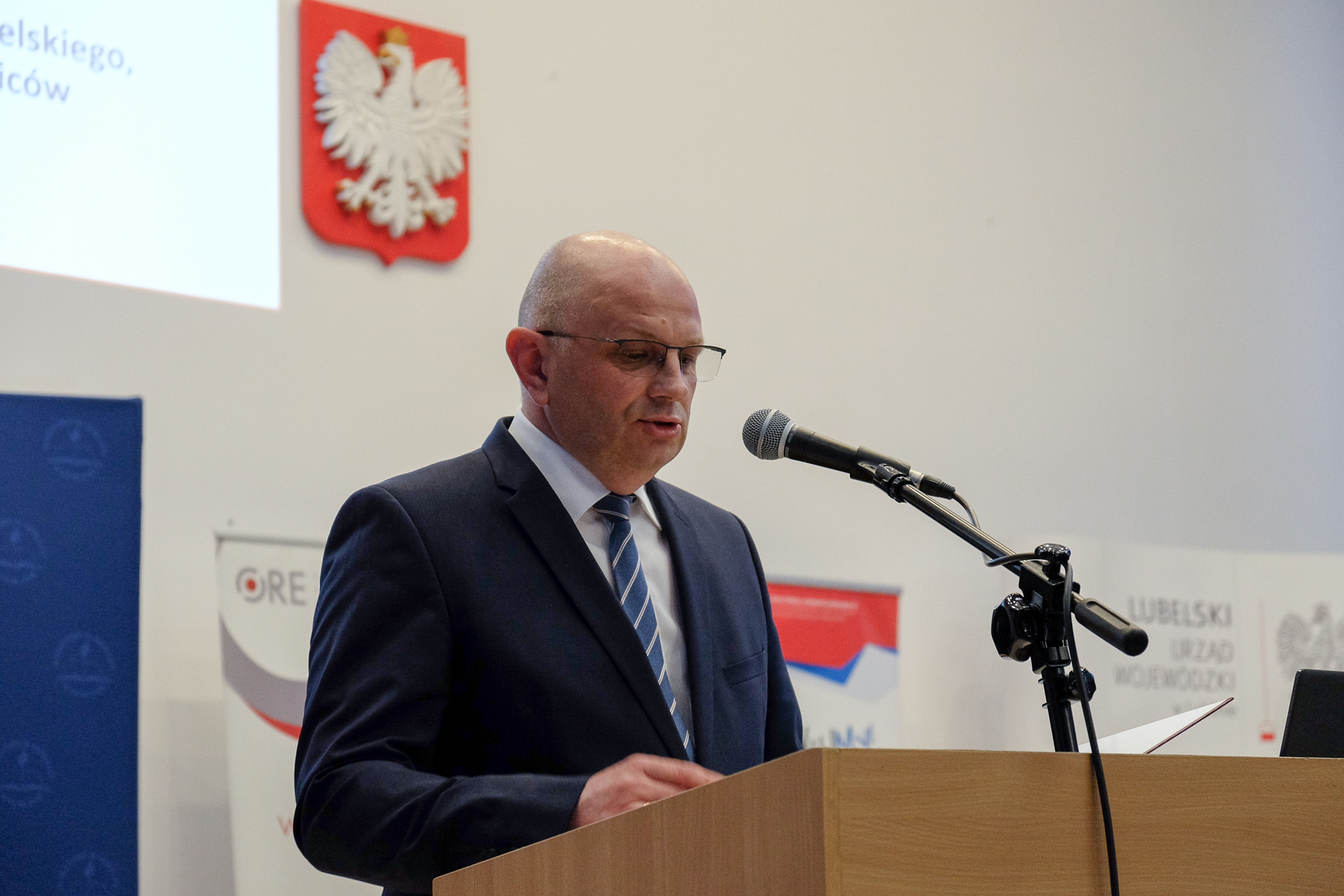 Konferencja „Wspieranie przez&nbsp;szkołę wychowawczej roli rodziny” z&nbsp;udziałem wicedyrektora ORE Tomasza Pituchy