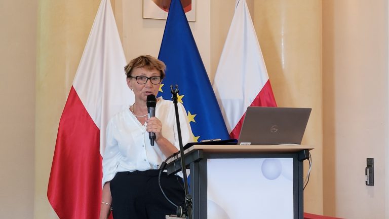 Małgorzata Dadura, Instytut Badań Edukacyjnych