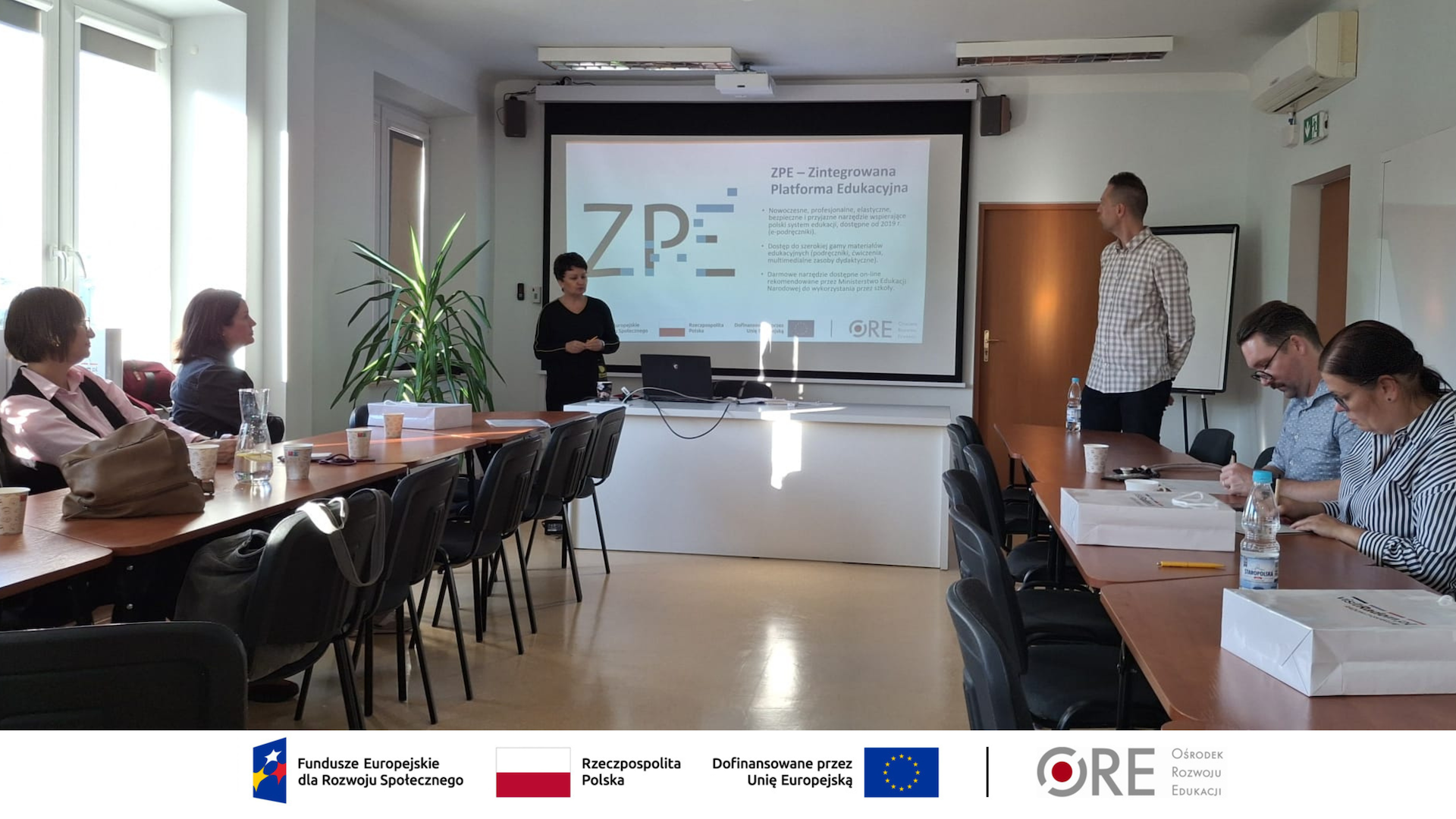 Niemcy i&nbsp;Hiszpanie poznali Zintegrowaną Platformę Edukacyjną
