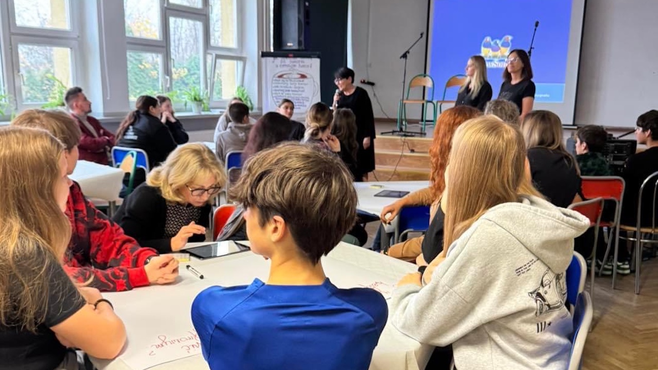 Jak odnaleźć drogę do&nbsp;sukcesu w&nbsp;cyfrowym świecie? Cyfrowy rozwój oświaty w&nbsp;gminie Wojkowice