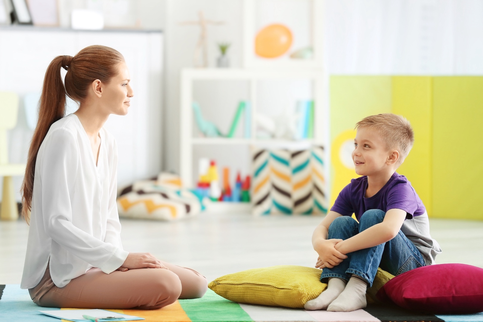 Ministerstwo Edukacji Narodowej przygotowało opracowanie pt.&nbsp;Zadania i&nbsp;rola nauczyciela psychologa/nauczycielki psycholożki w&nbsp;przedszkolu, szkole i&nbsp;placówce