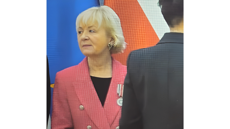 Pani Alina Sarnecka (Kierownik Wydziału – Centrum Koordynującego Specjalistyczne Centra Wspierania Edukacji Włączającej)