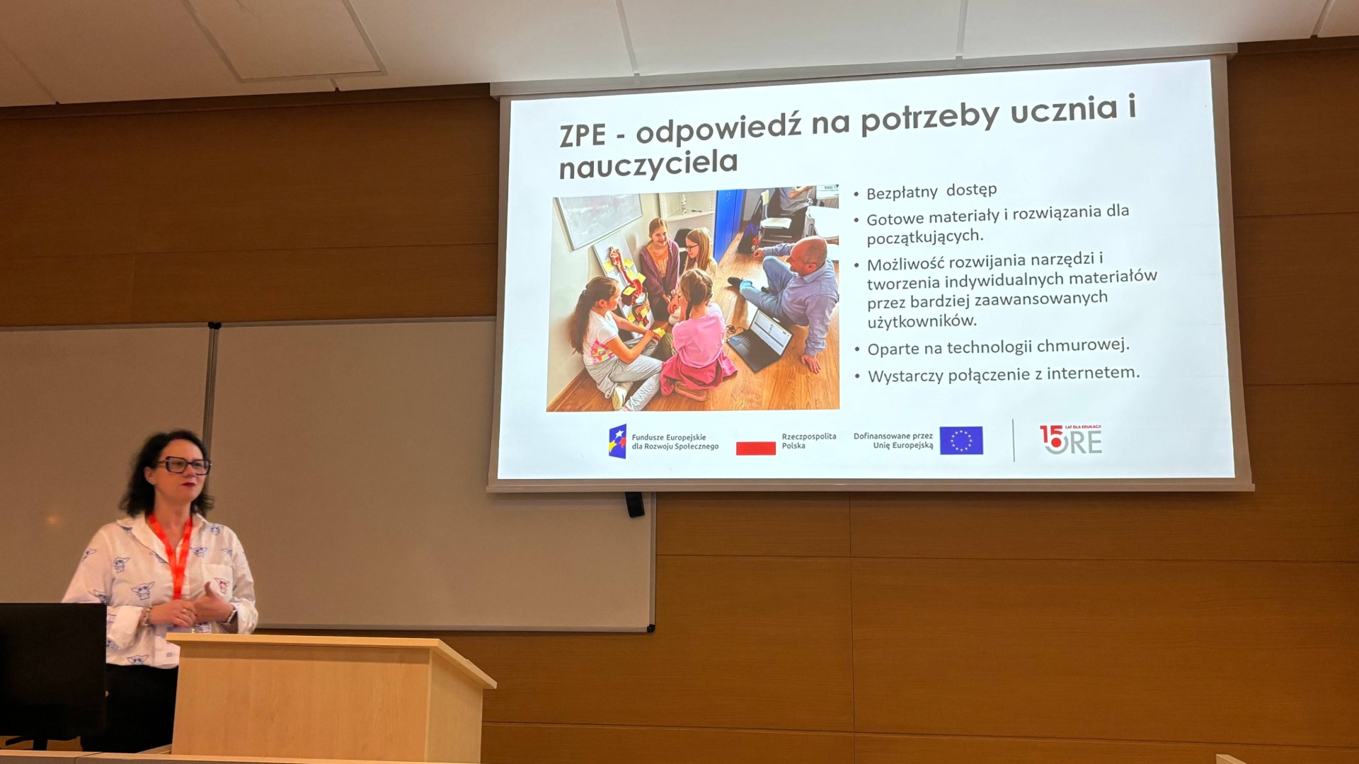 Rozmawiamy o przyszłości – Zintegrowana Platforma Edukacyjna na konferencji „Szkoła XXI wieku”