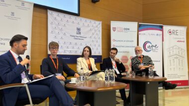 Rozmawiamy o&nbsp;przyszłości  –  Zintegrowana Platforma Edukacyjna na&nbsp;konferencji „Szkoła XXI wieku”