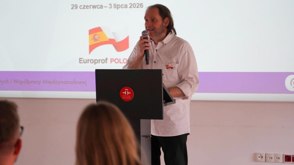 Dyrektor Działu Nauczania w Instytucie Cervantesa w Warszawie César L. Díez Plaza