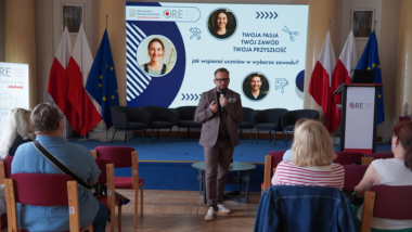 Szkolenie dla doradców zawodowych podsumowujące cykl „Twoja pasja – Twój&nbsp;zawód – Twoja przyszłość – jak wspierać uczniów w&nbsp;wyborze zawodu?”