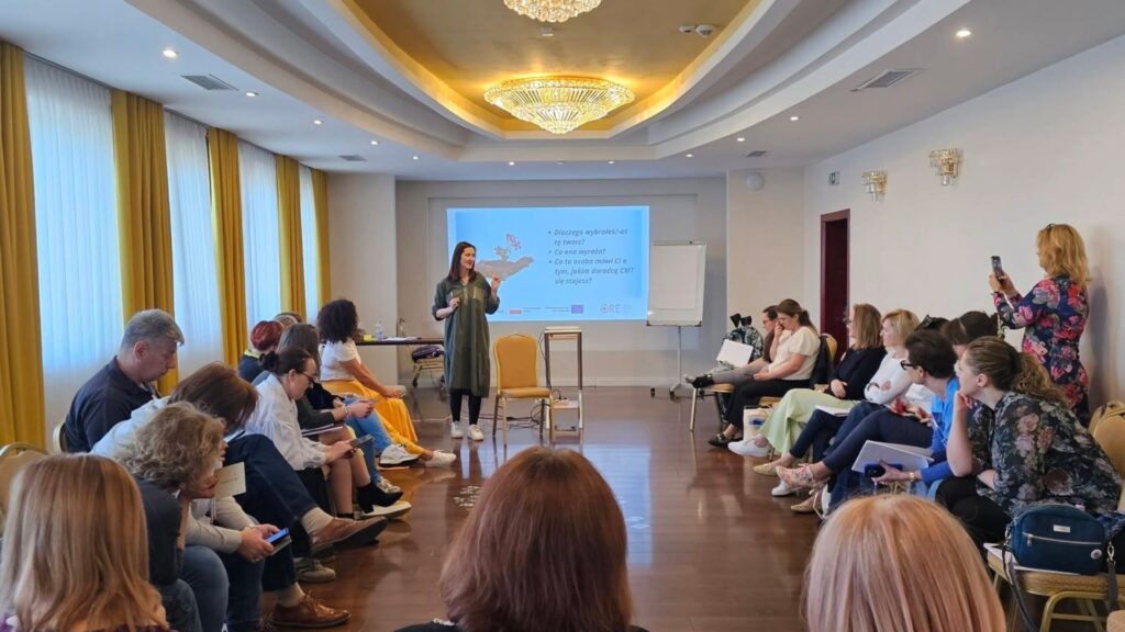 Kurs rozwoju kompetencji trenerskich oparty na narzędziach CMT