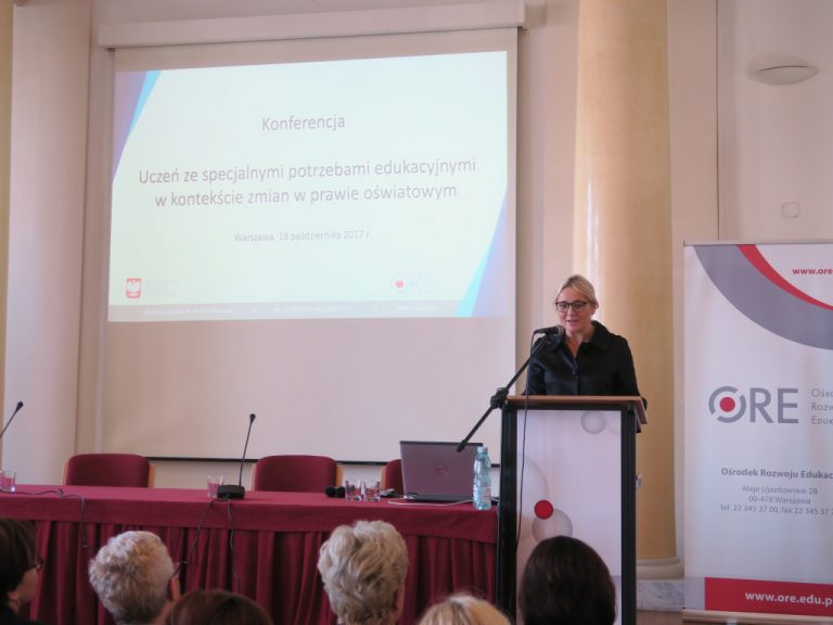 Otwarcie konferencji przez wicedyrektor ORE Marzennę Habib