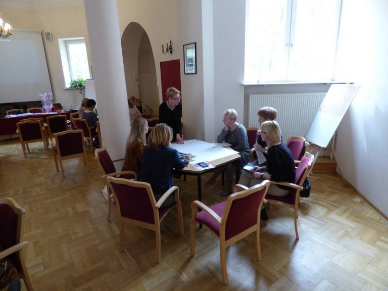 Warsztaty:  Praca metodą projektu  - trener Agnieszka Karczewska – Gzik ORE